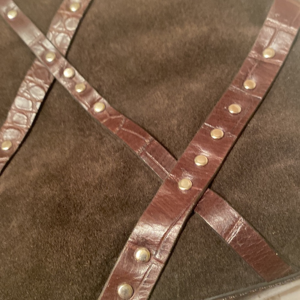 Donald Pliner Purse Bag Brown Suede w/studded leather trim Pink interior - Picture 2 of 14